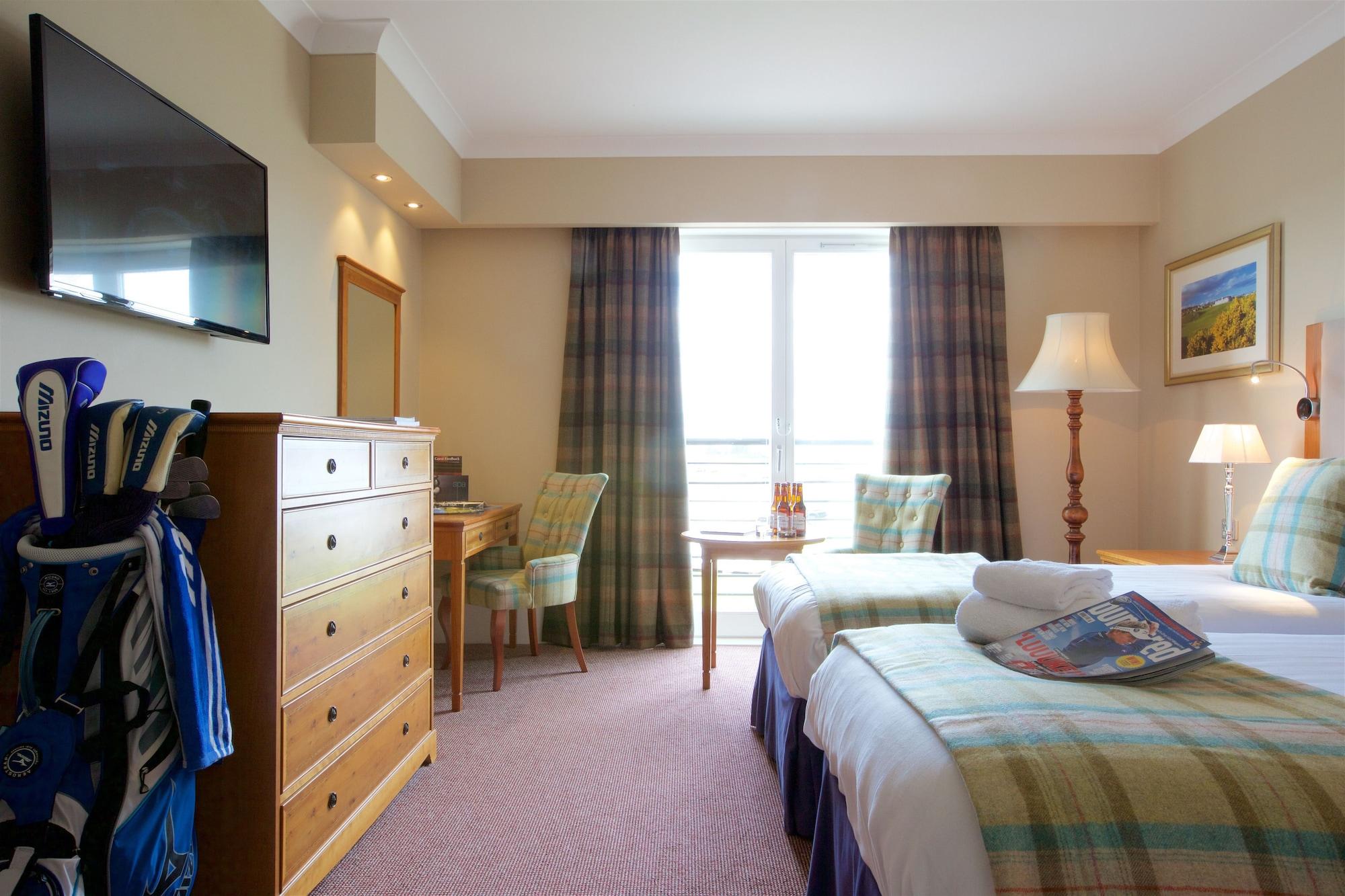Carnoustie Golf Hotel 'A Bespoke Hotel' Bagian luar foto