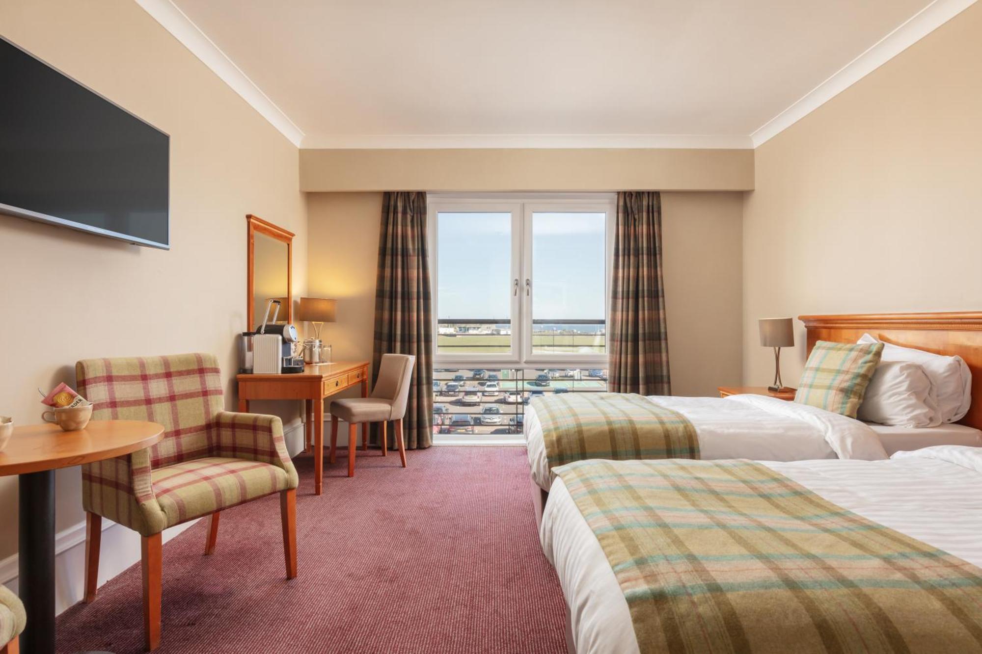 Carnoustie Golf Hotel 'A Bespoke Hotel' Bagian luar foto